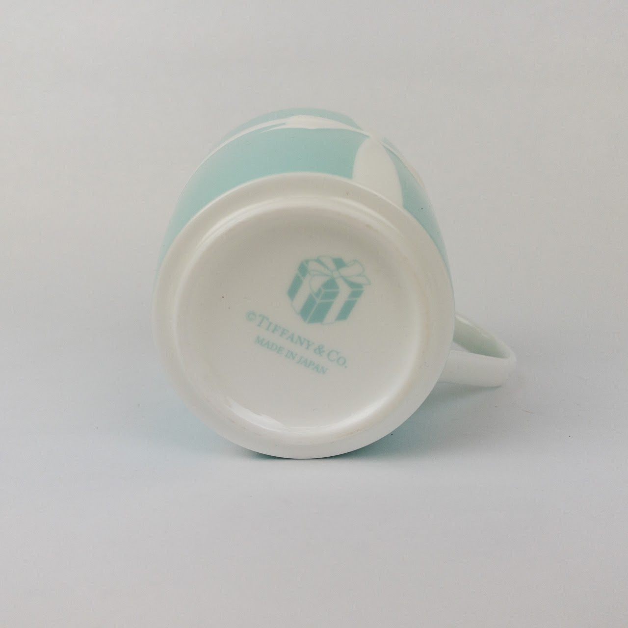 Tiffany & Co. Classic Bow Mug