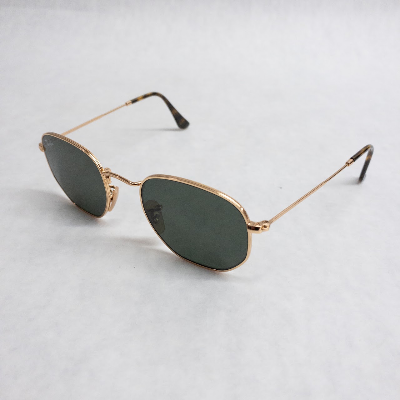 Ray-Ban  Classic Smaller Aviator Sunglasses