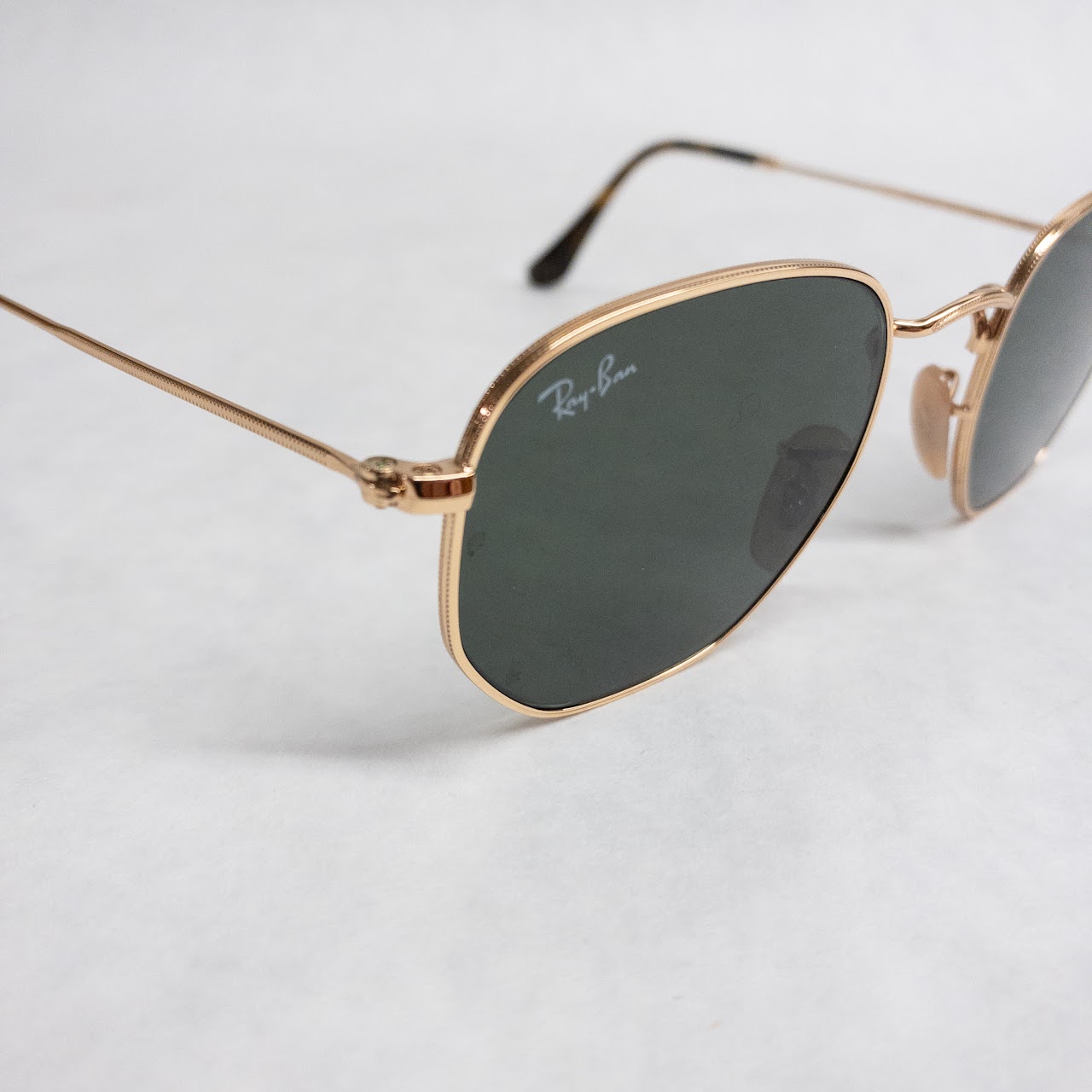 Ray-Ban  Classic Smaller Aviator Sunglasses