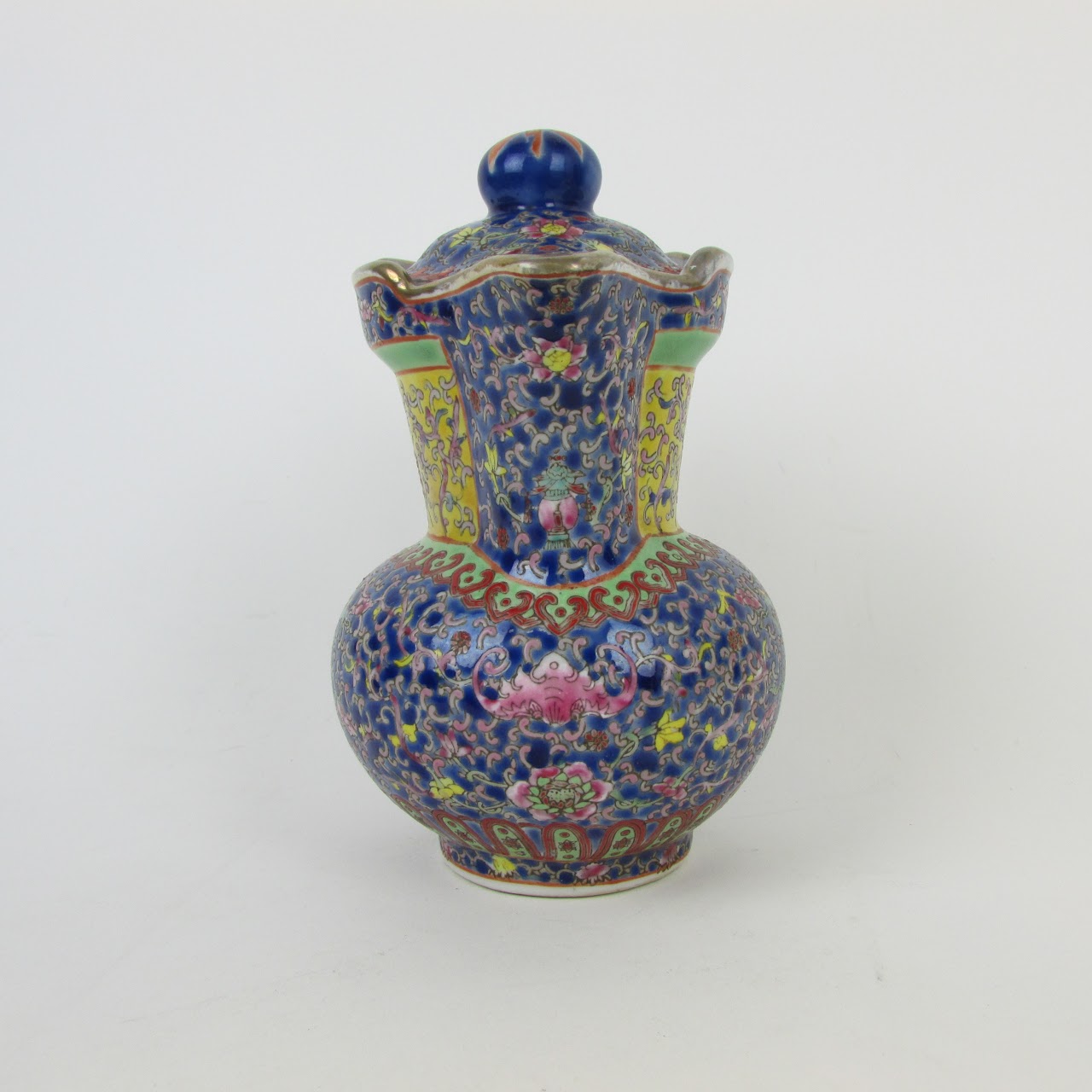 Chinese Porcelain Decorated Teapot