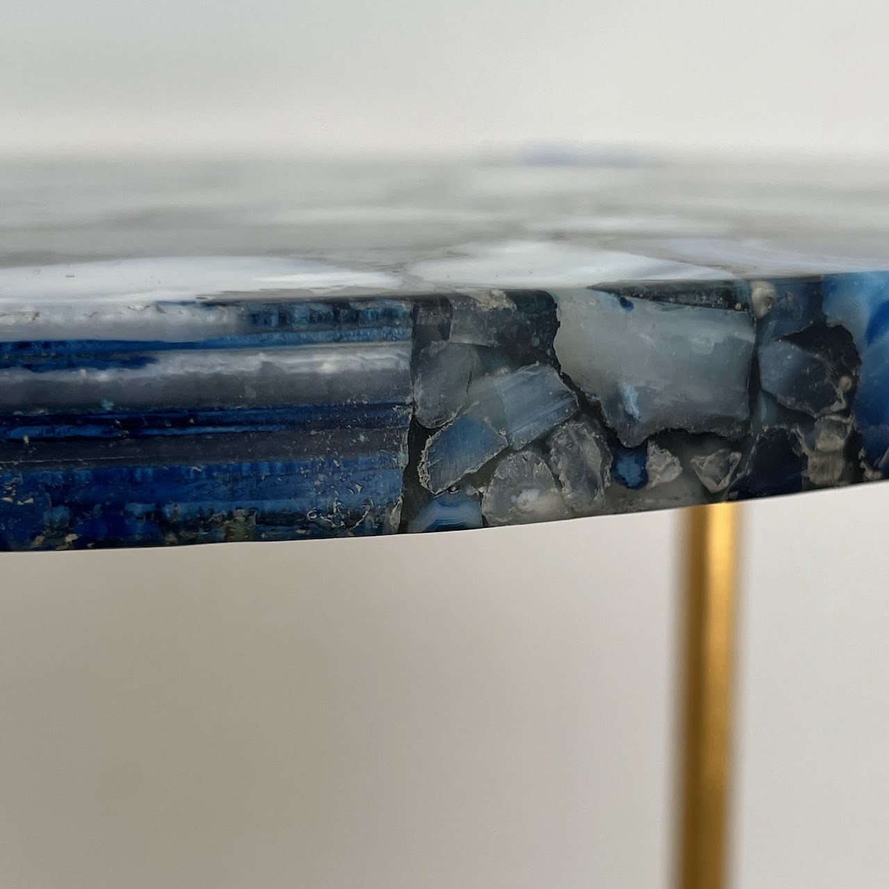 Villa & House Jenay Agate Geode Top Accent Table