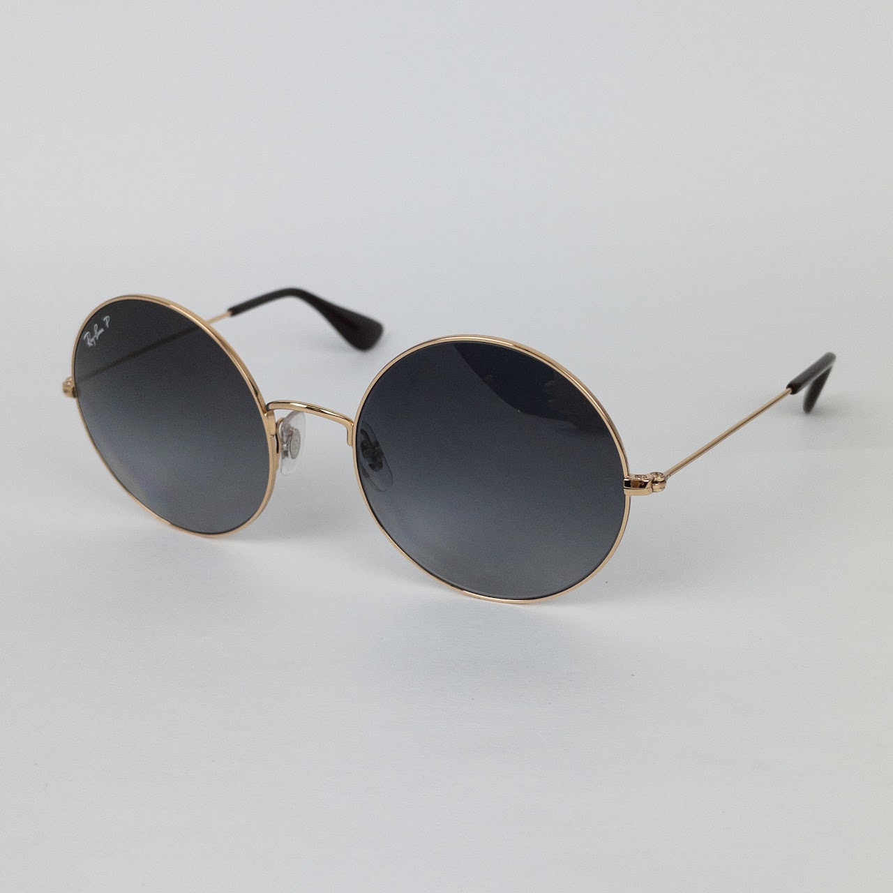 Ray-Ban Polarized Round Sunglasses