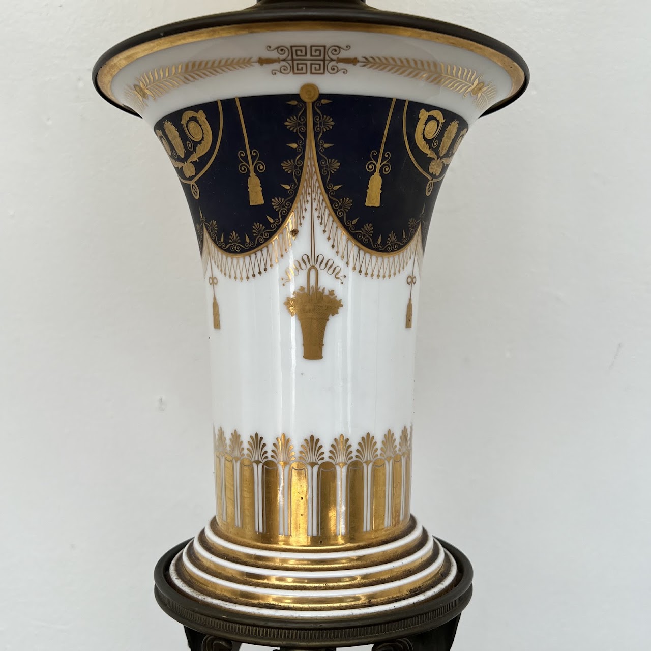 Neoclassical Porcelain and Brass Table Lamp