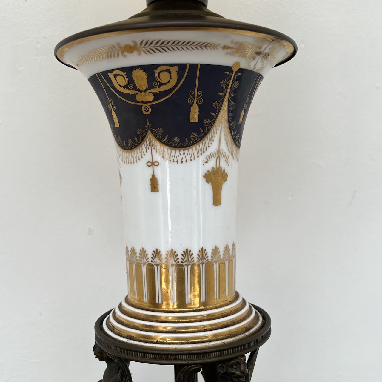 Neoclassical Porcelain and Brass Table Lamp