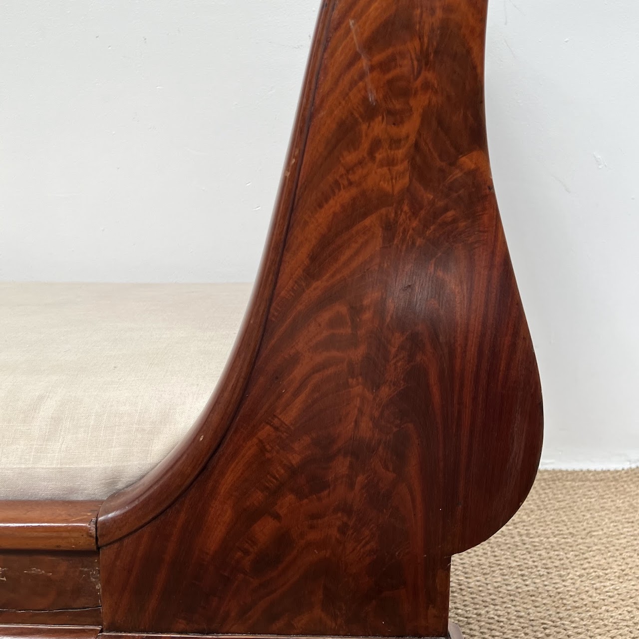 Empire Flame Mahogany Sleigh Daybed