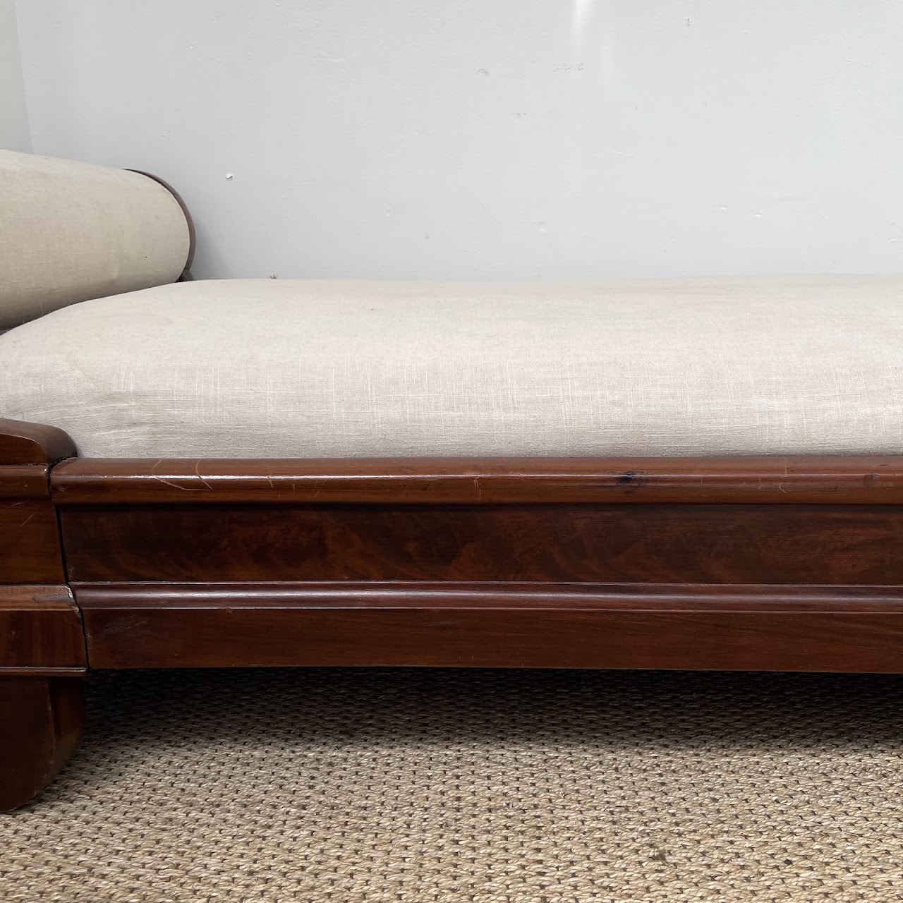 Empire Flame Mahogany Sleigh Daybed