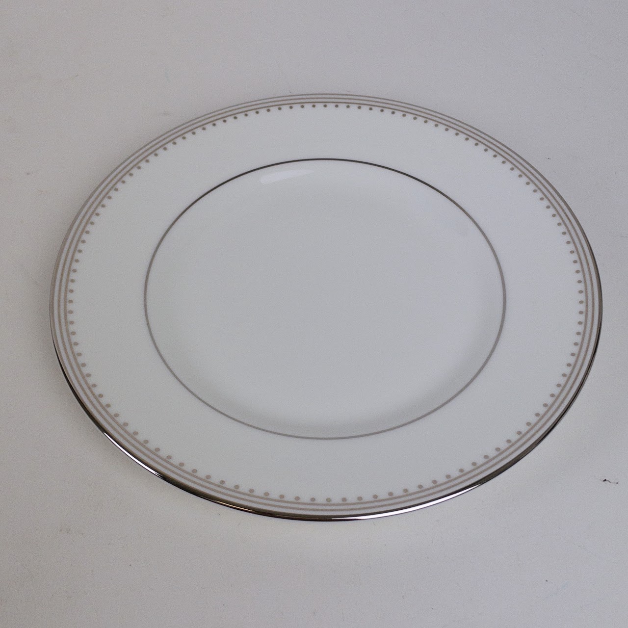 Service for Eight NEW Vera Wang x Wedgwood Grosgrain Pattern China