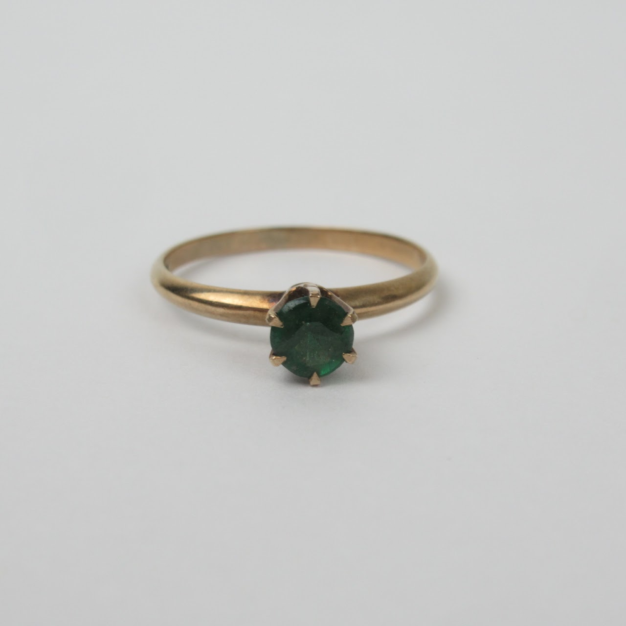 10K Gold & Green Stone Ring