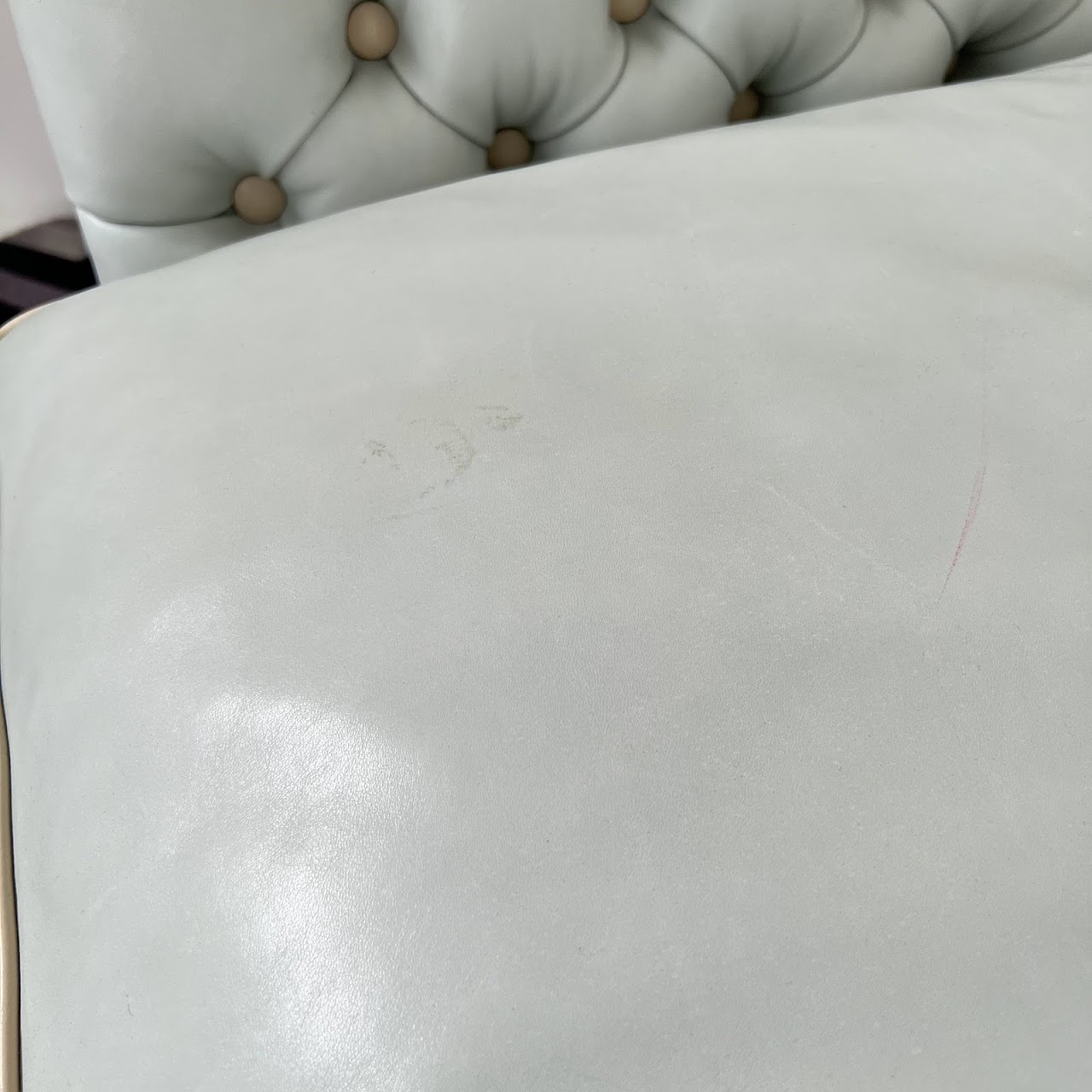 Tufted Leather Chaise Lounge