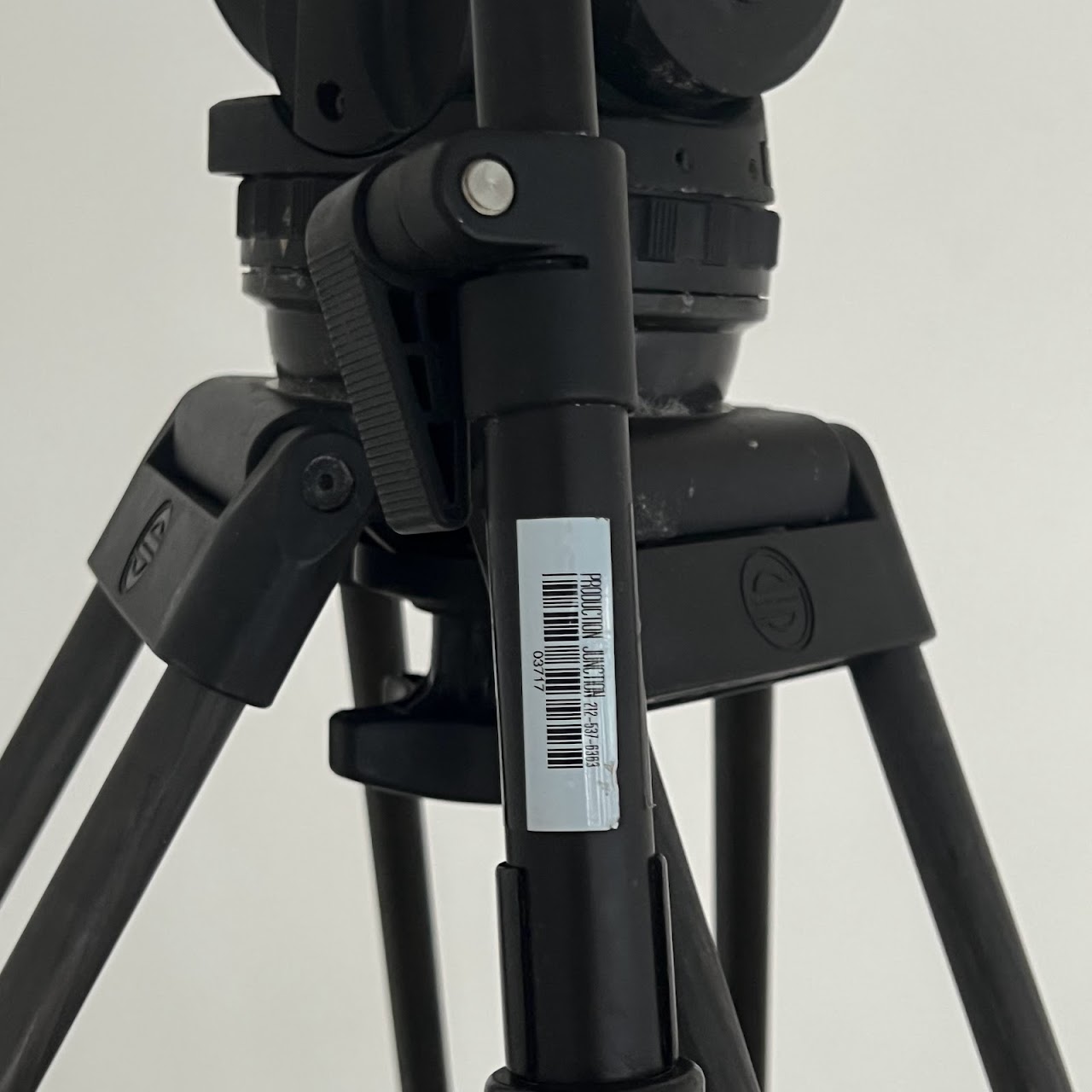 Sachtler Video 18 S1 Fluid Head with Carbon Fiber Tripod