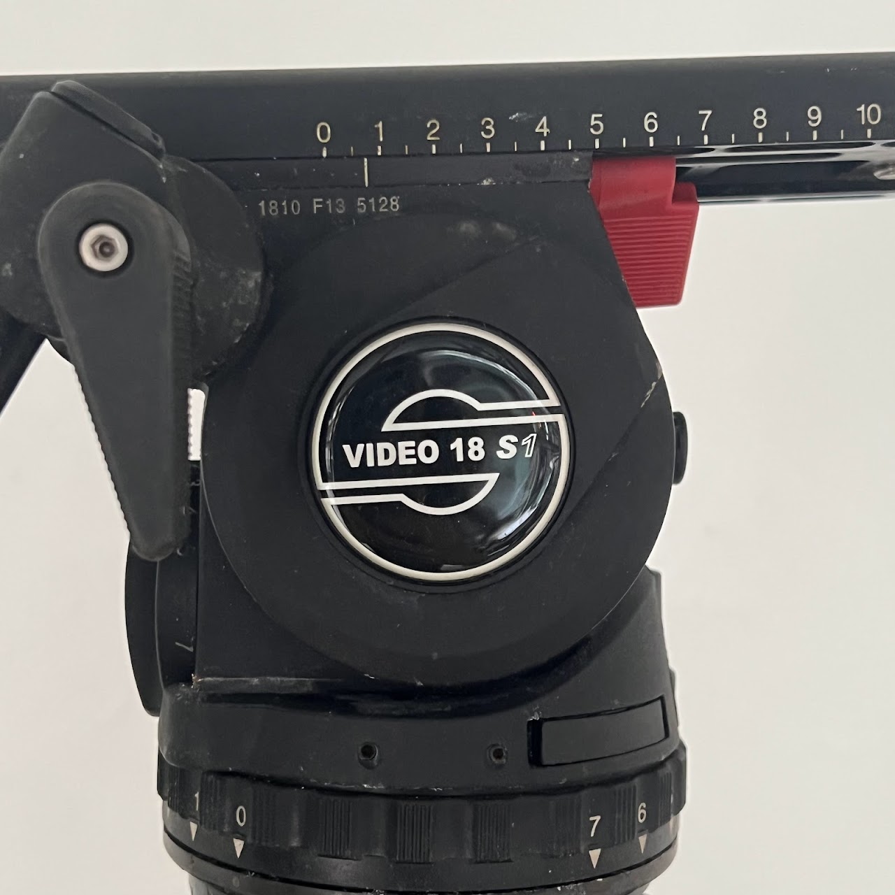 Sachtler Video 18 S1 Fluid Head with Carbon Fiber Tripod