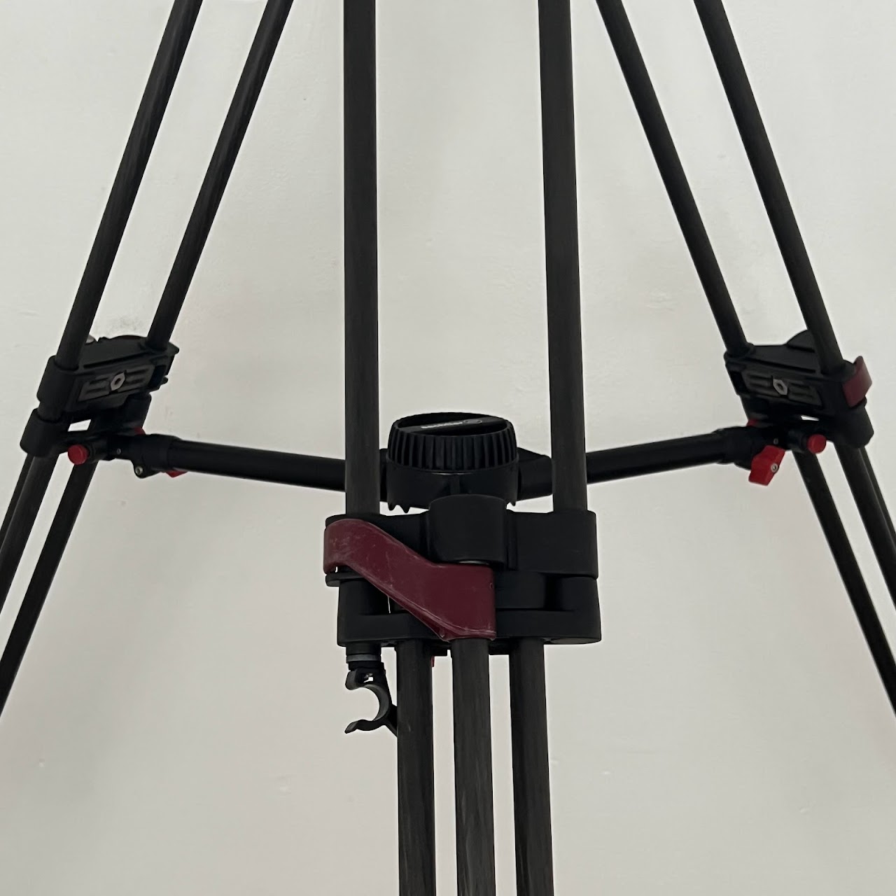 Sachtler Video 18 S1 Fluid Head with Carbon Fiber Tripod