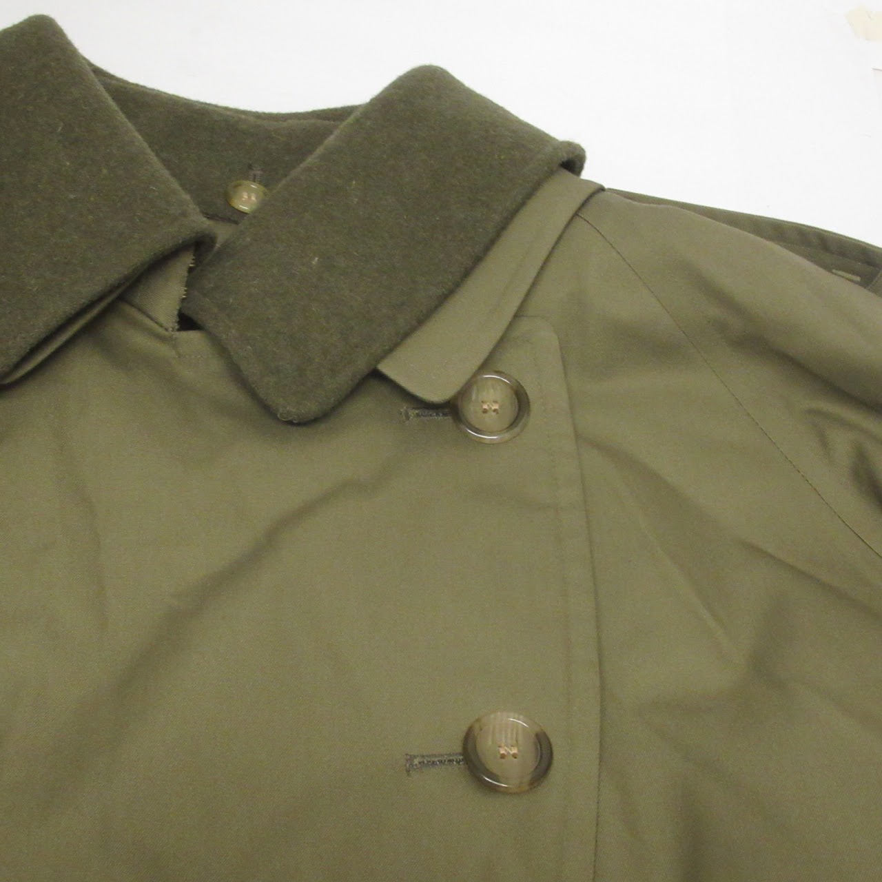 Burberry's Trench 32 Olive Lined Weatherproof Longcoat