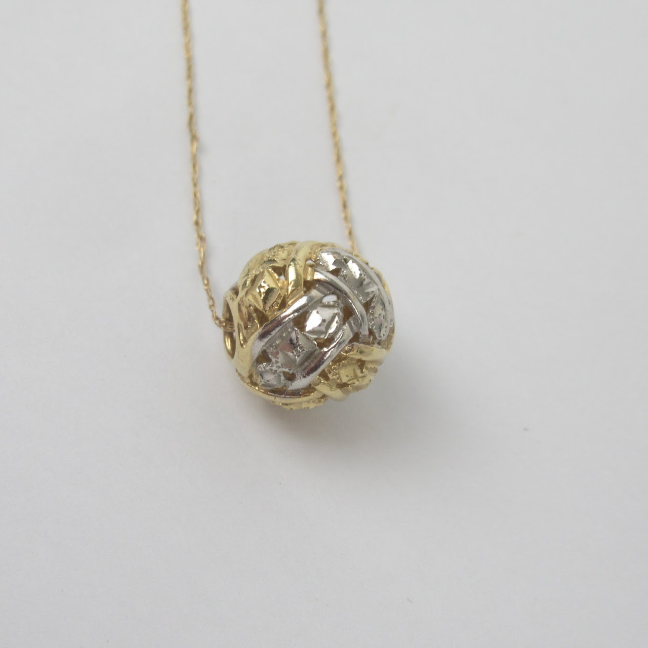 14K Gold Orb Pendant & Chain Necklace