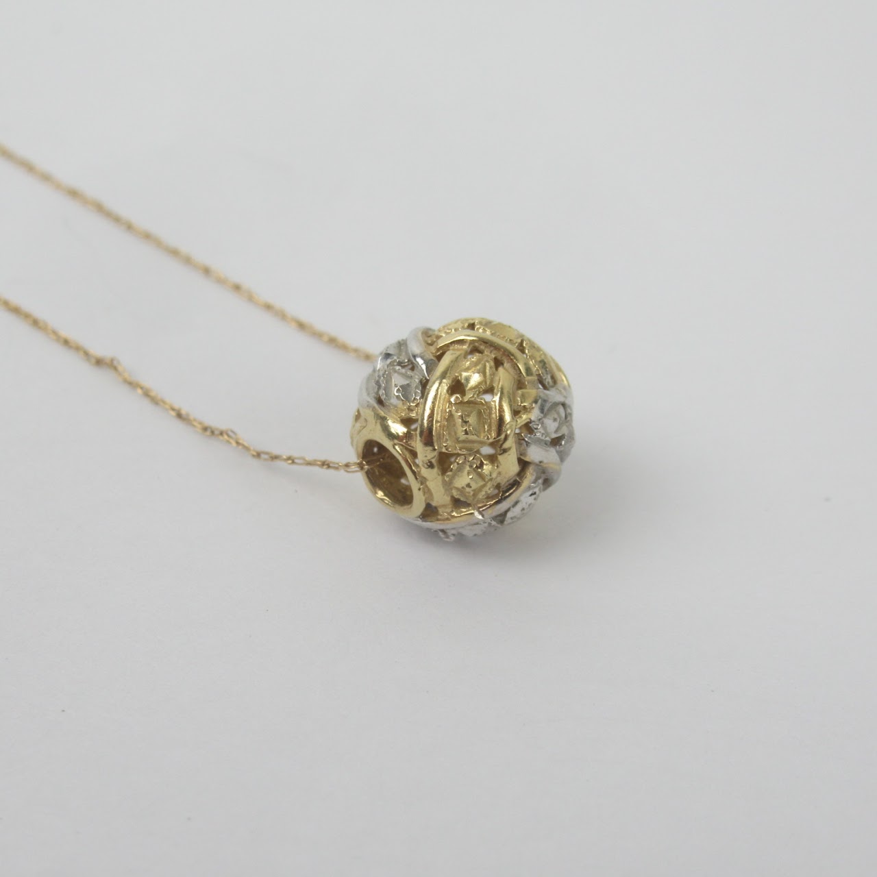 14K Gold Orb Pendant & Chain Necklace