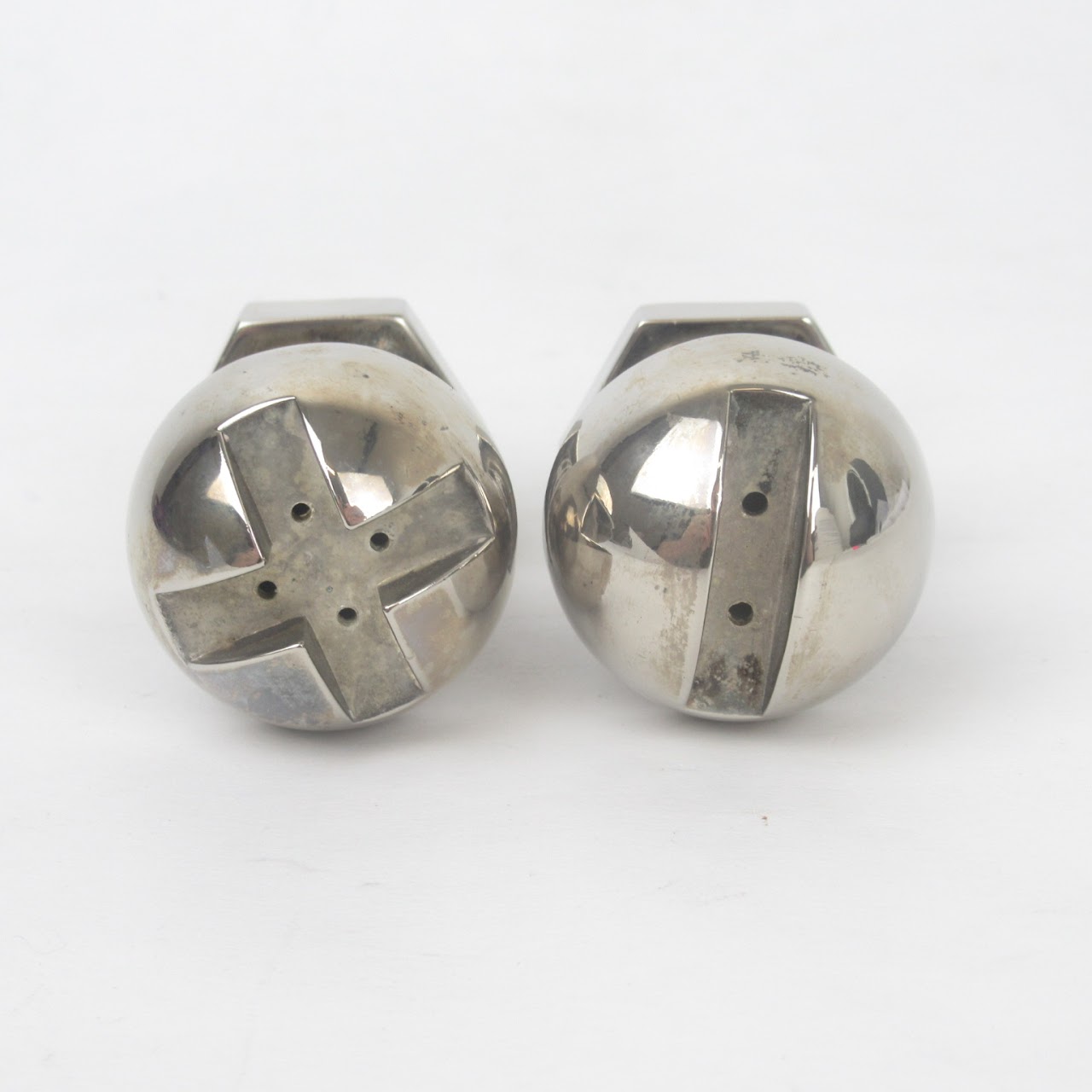 Silver Plated Nut & Bolt Salt and Pepper Set