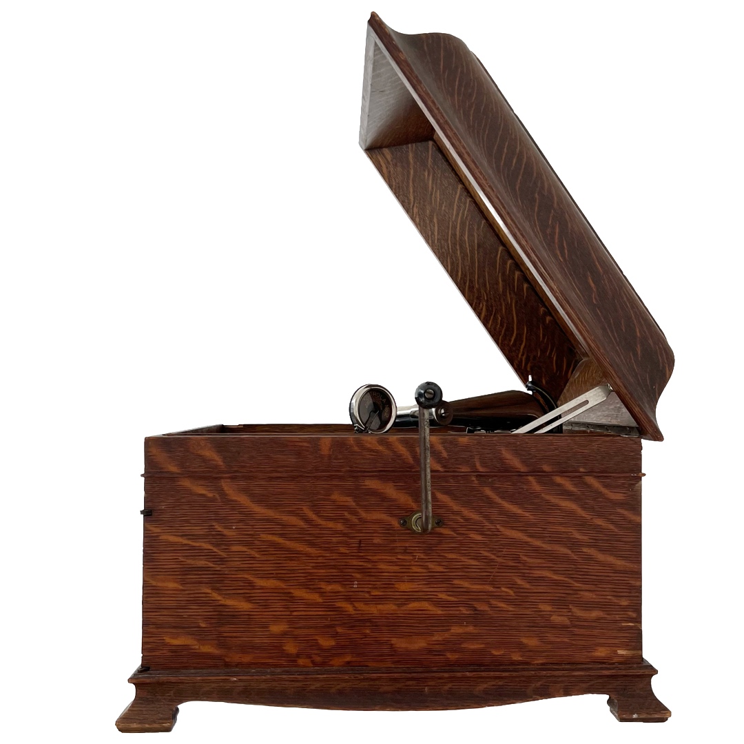 1918 Victrola VV-IX Tabletop Gramophone in Tiger Oak Case