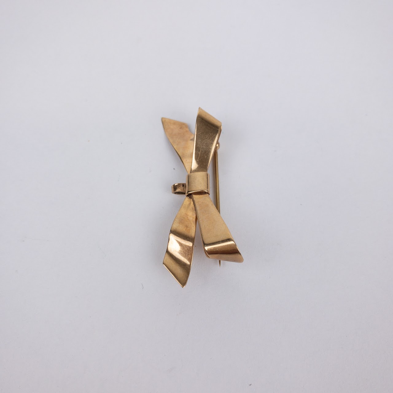 14K Gold Bow Brooch