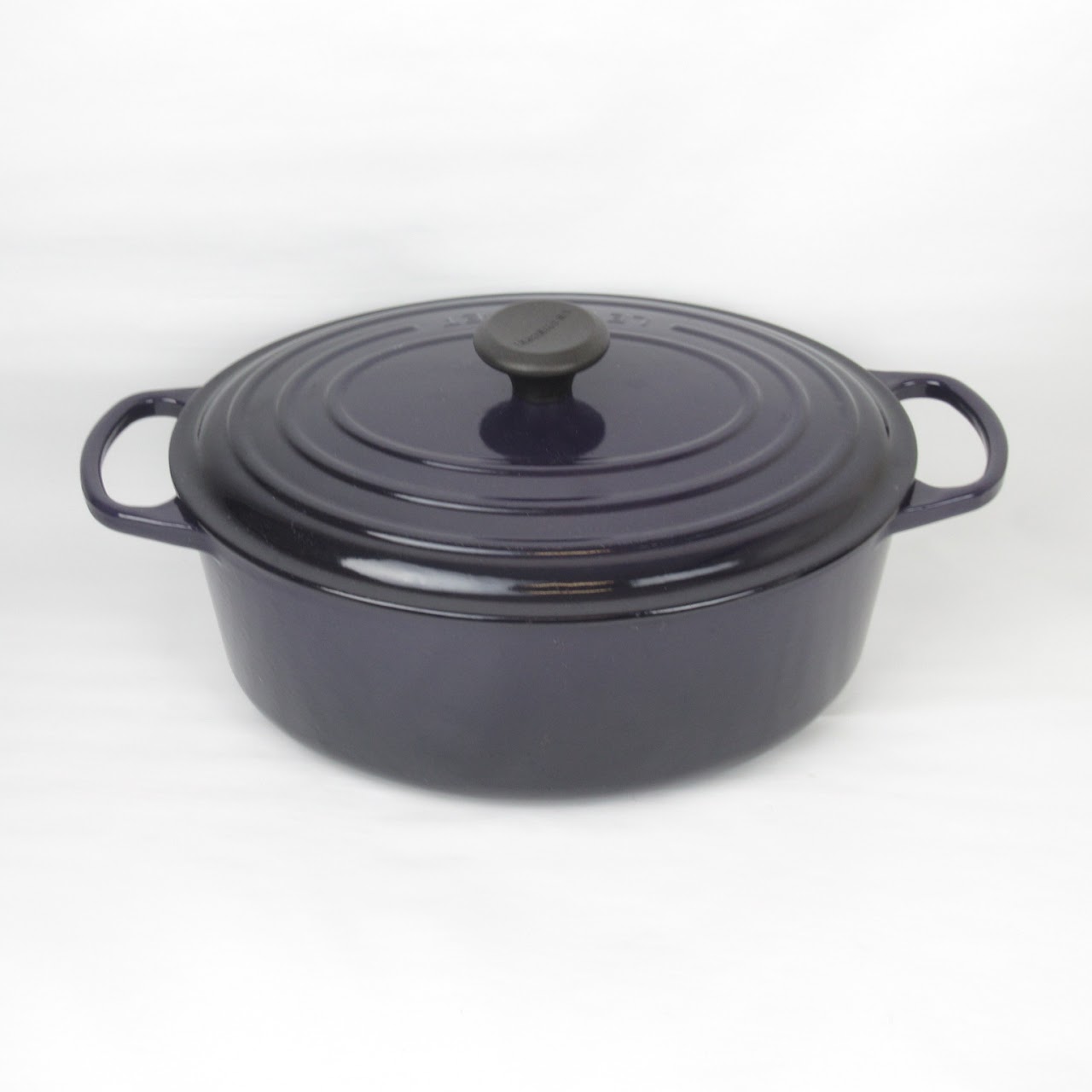 Le Creuset 31CM Oval Cast Cooker/Dutch Oven Plum