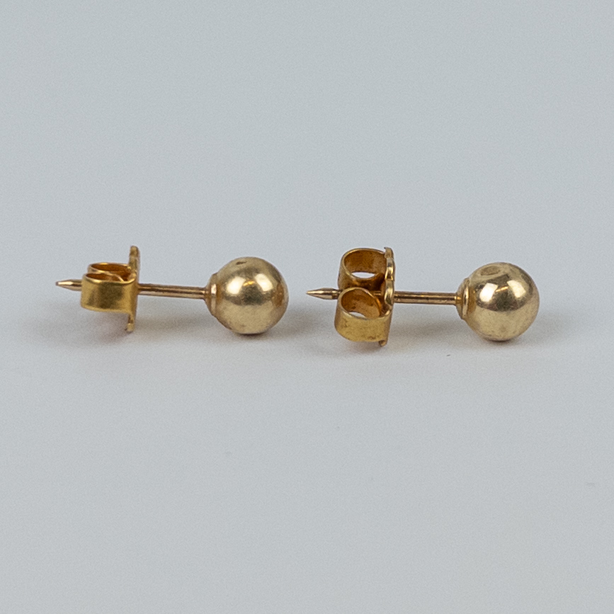 14K Gold Ball Stud Earrings