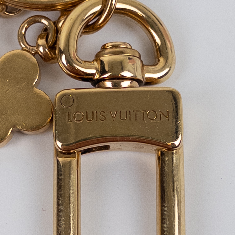 Louis Vuitton Taurillon LV Capucines Charm Key Holder