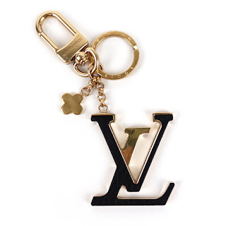 Louis Vuitton Taurillon LV Capucines Charm Key Holder