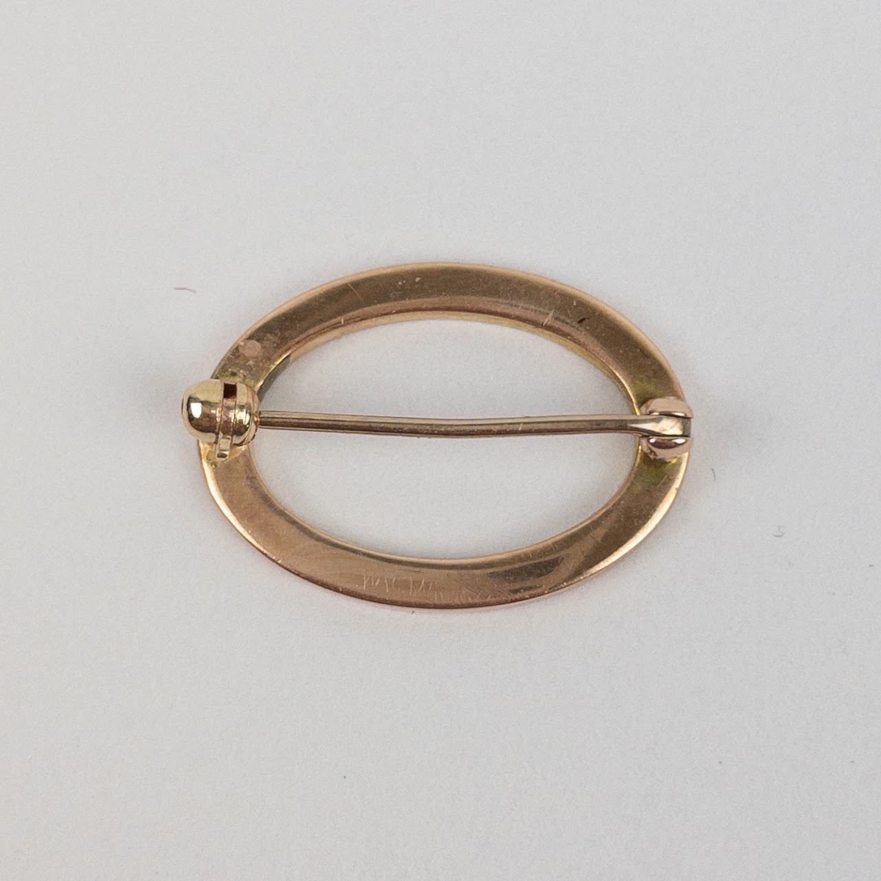 14K Gold Oval Brooch