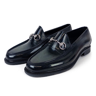 Pearlescent Gucci Horsebit Rubber Rain Shoes