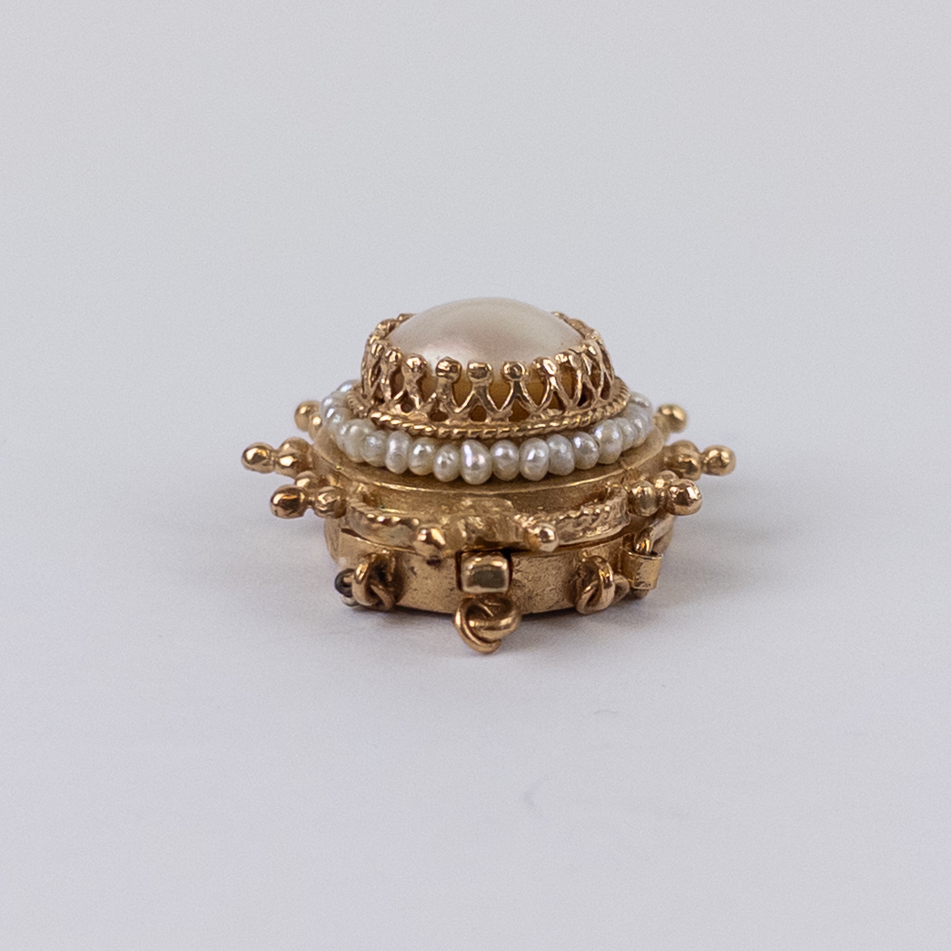 14K Gold and Pearl Clasp