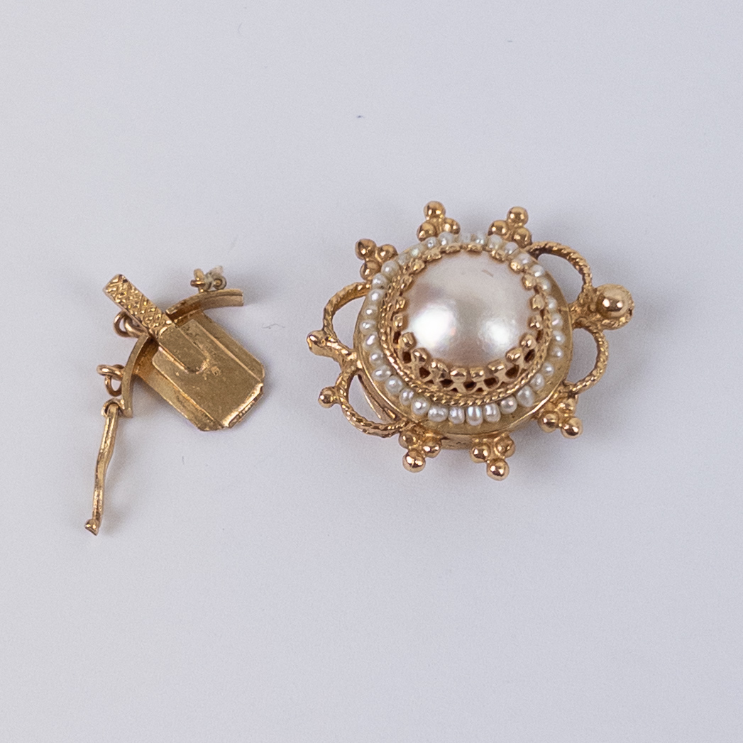 14K Gold and Pearl Clasp