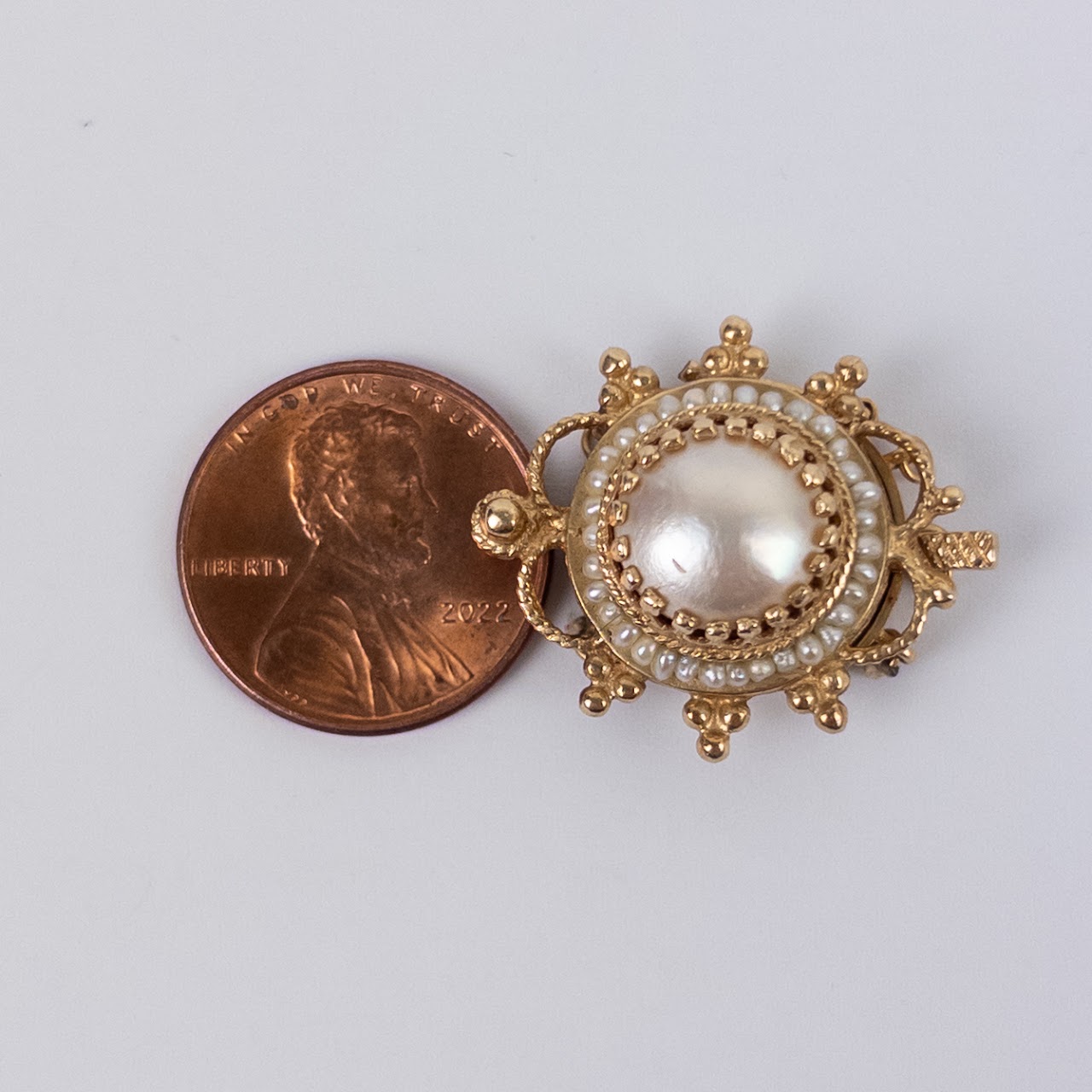 14K Gold and Pearl Clasp