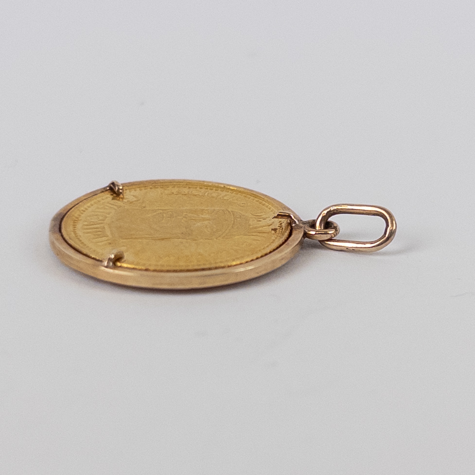 Caicques de Venezuela Guaicaipuro .900 Gold Coin in 14K Gold Pendant Frame