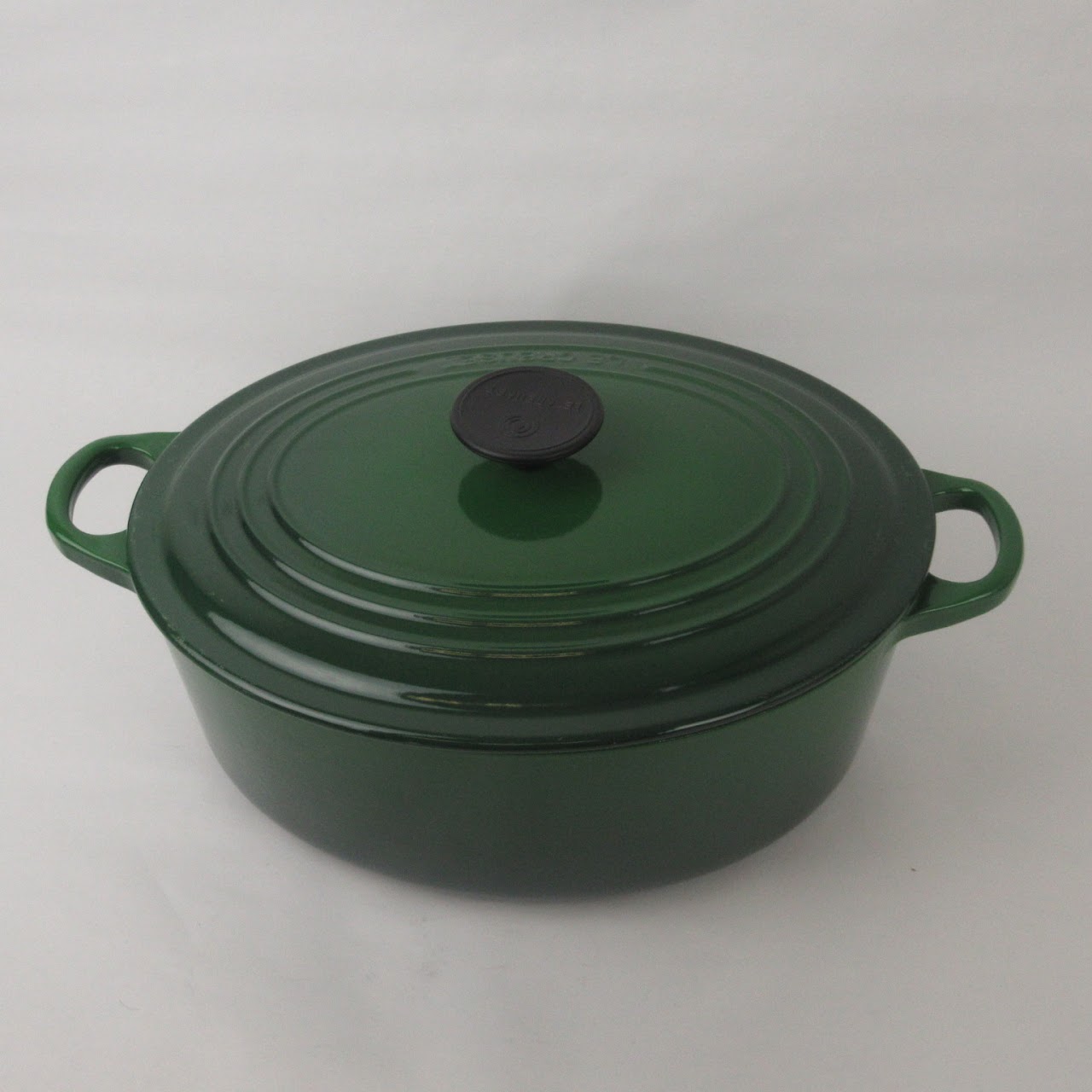 Le Creuset 5 Quart Oval Dutch Oven