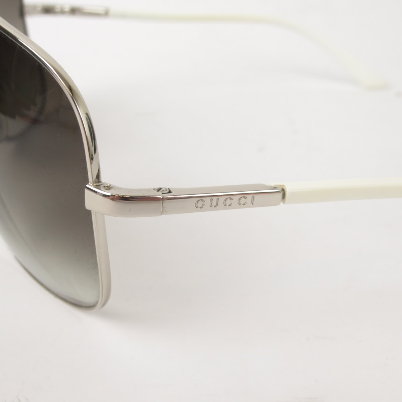 Gucci Oversized Aviator Sunglasses