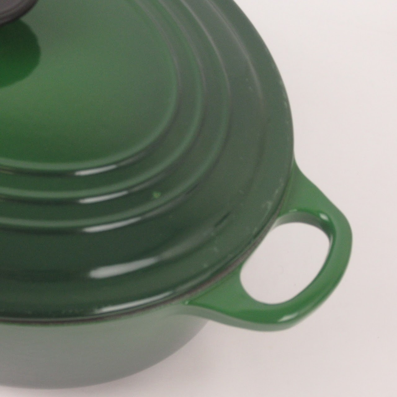 Le Creuset 5 Quart Oval Dutch Oven