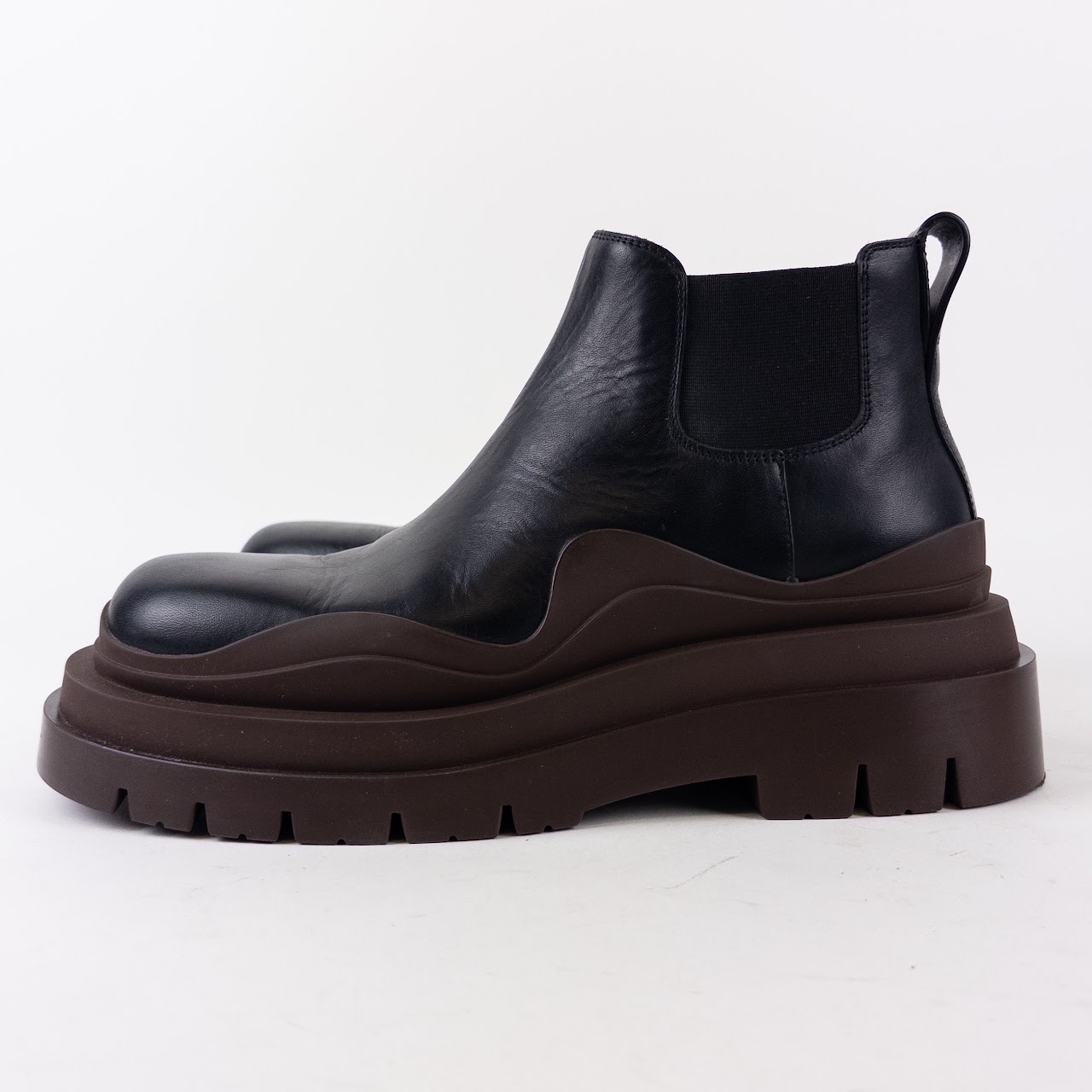 Bottega Veneta Tire Chelsea Ankle Boot