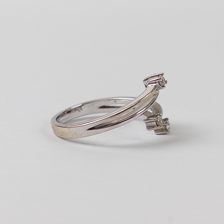 14K White Gold Ring