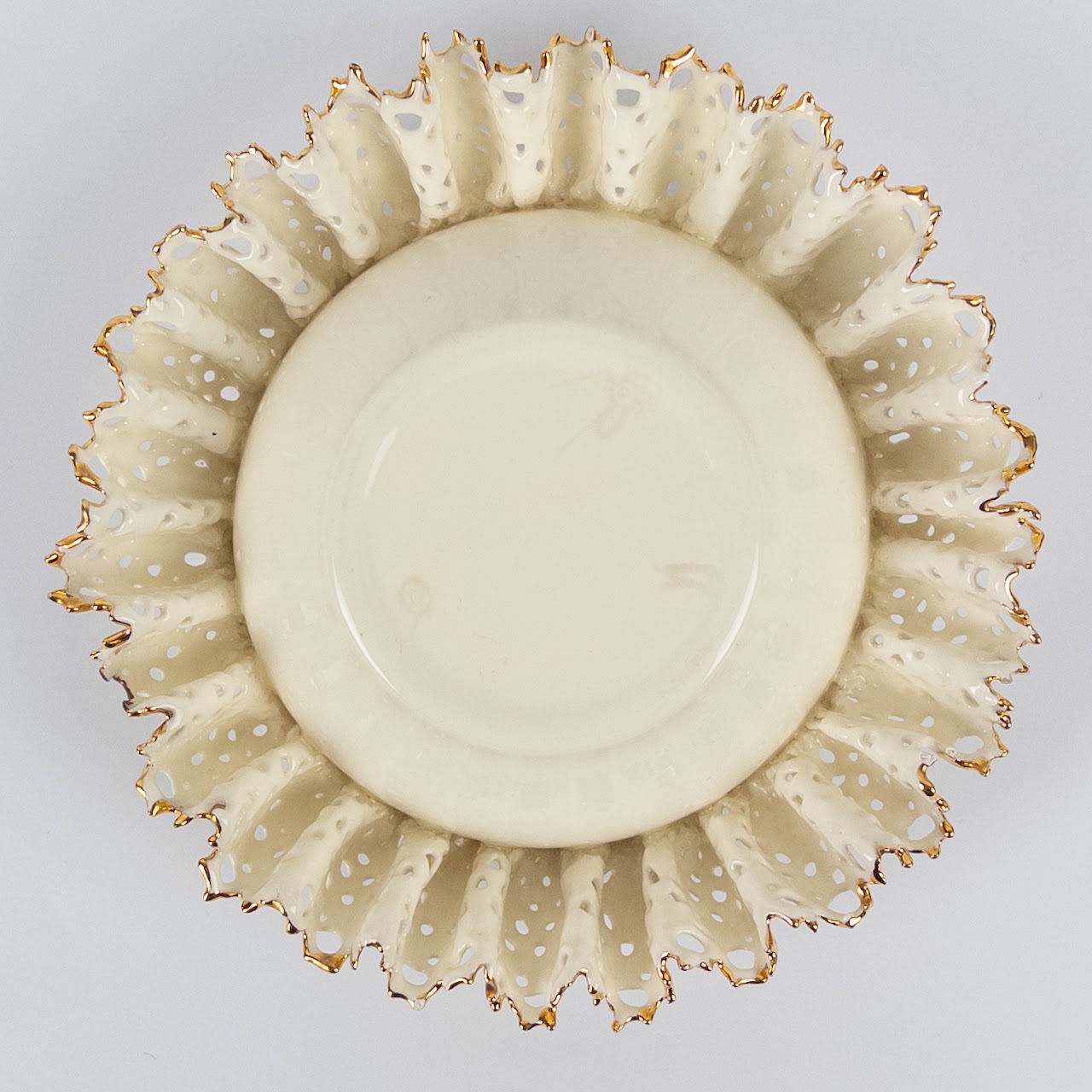 Ceramic Doily Trinket Dish