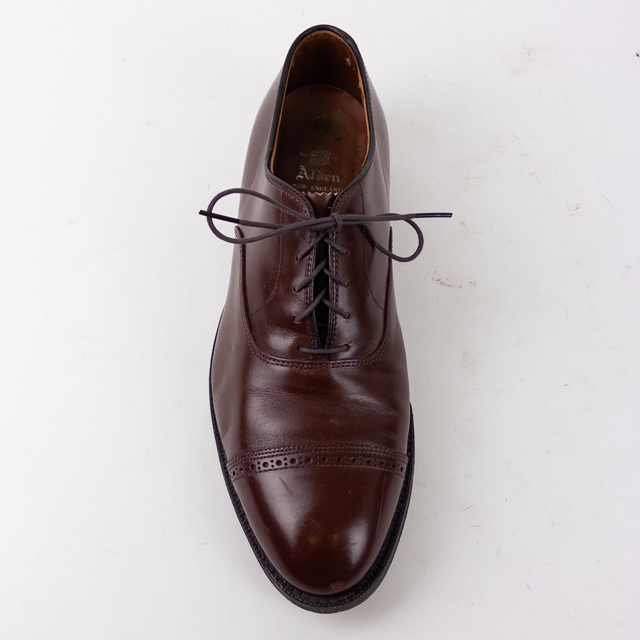 Alden 900 Perforated Straight Tip Bal Oxfords