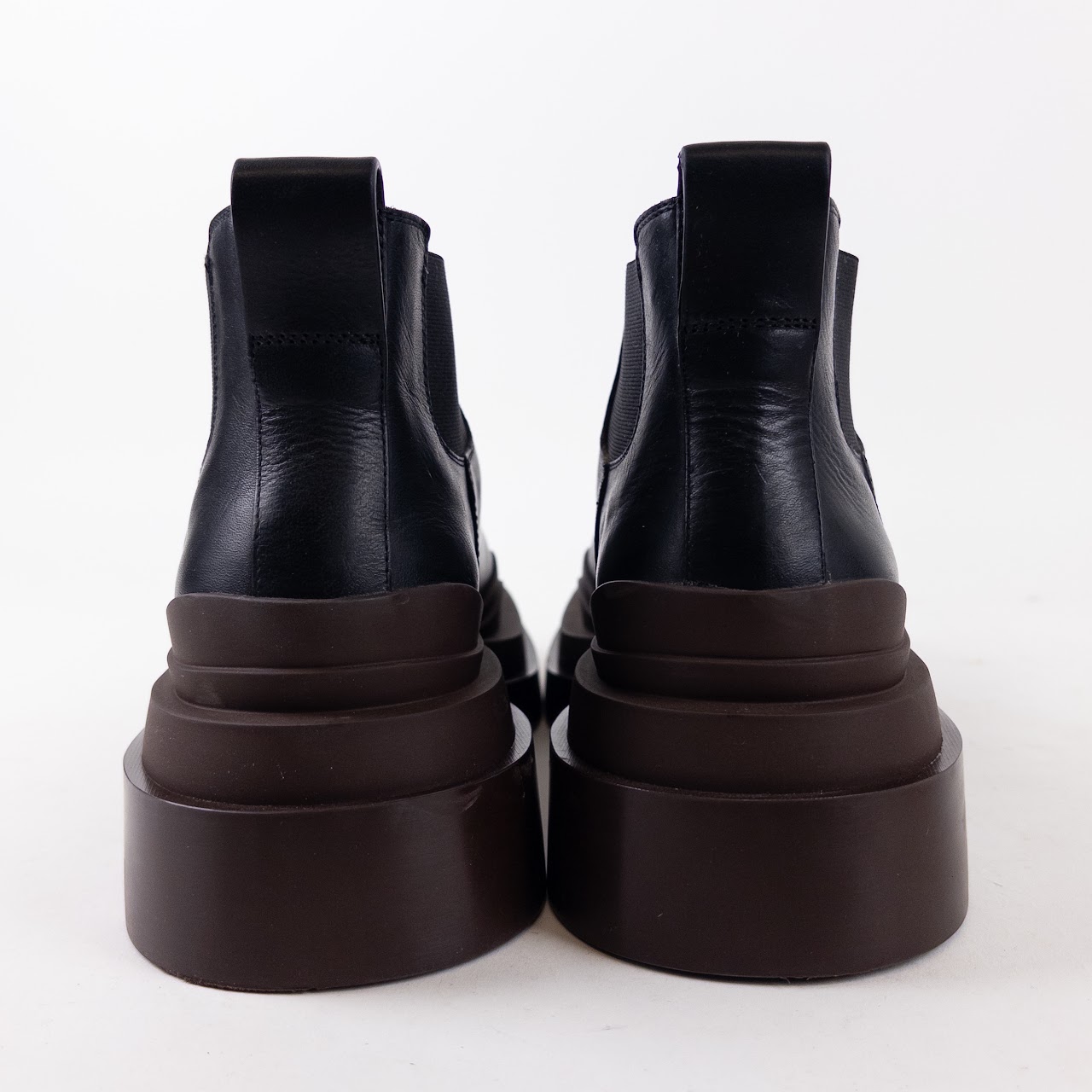 Bottega Veneta Tire Chelsea Ankle Boot