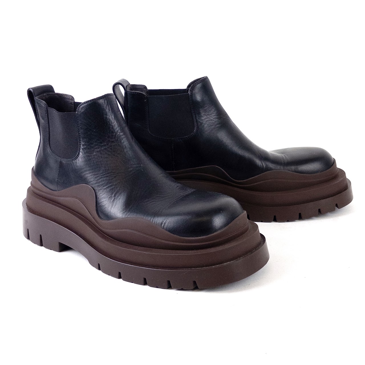 Bottega Veneta Tire Chelsea Ankle Boot