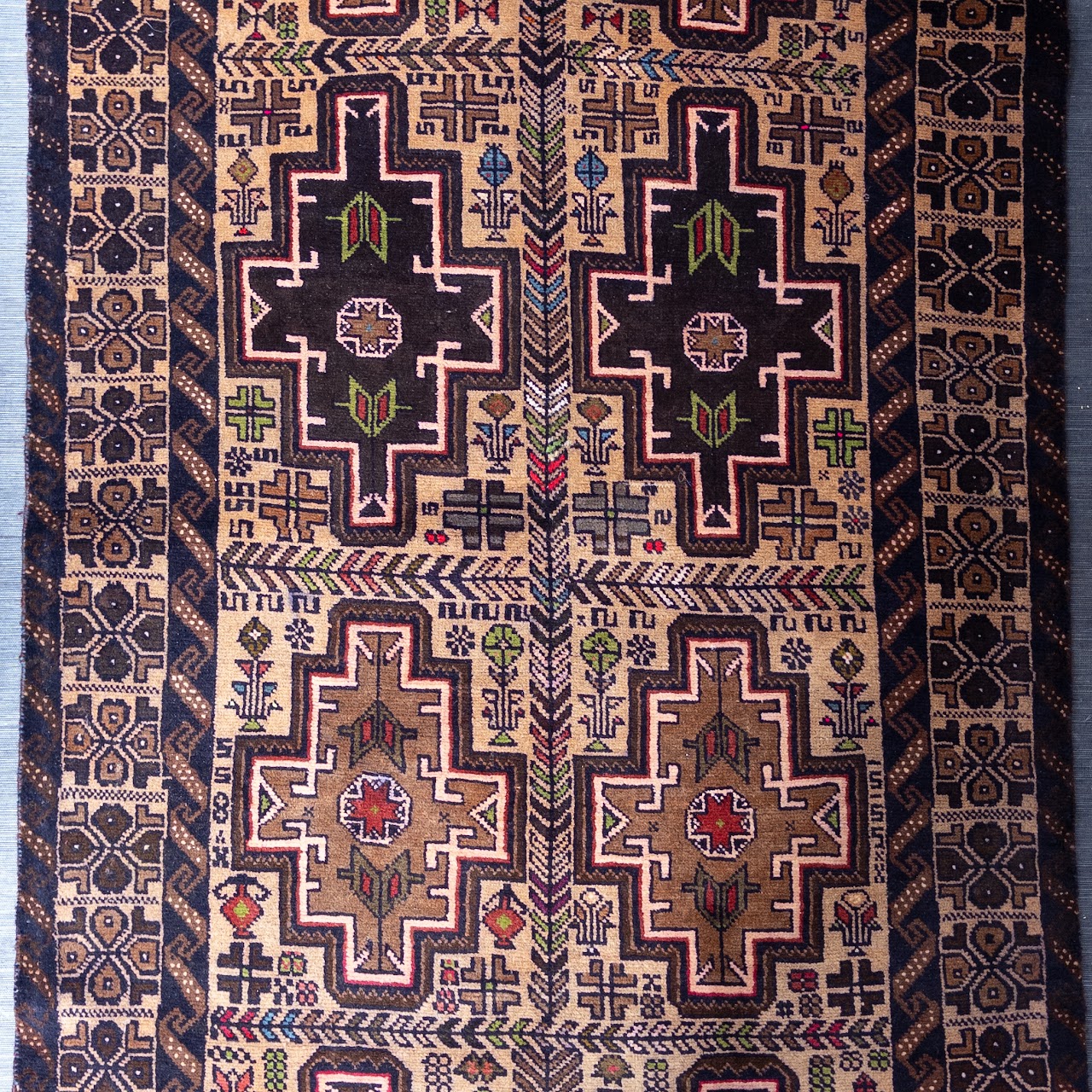 Vintage Wool Medallion Area Rug