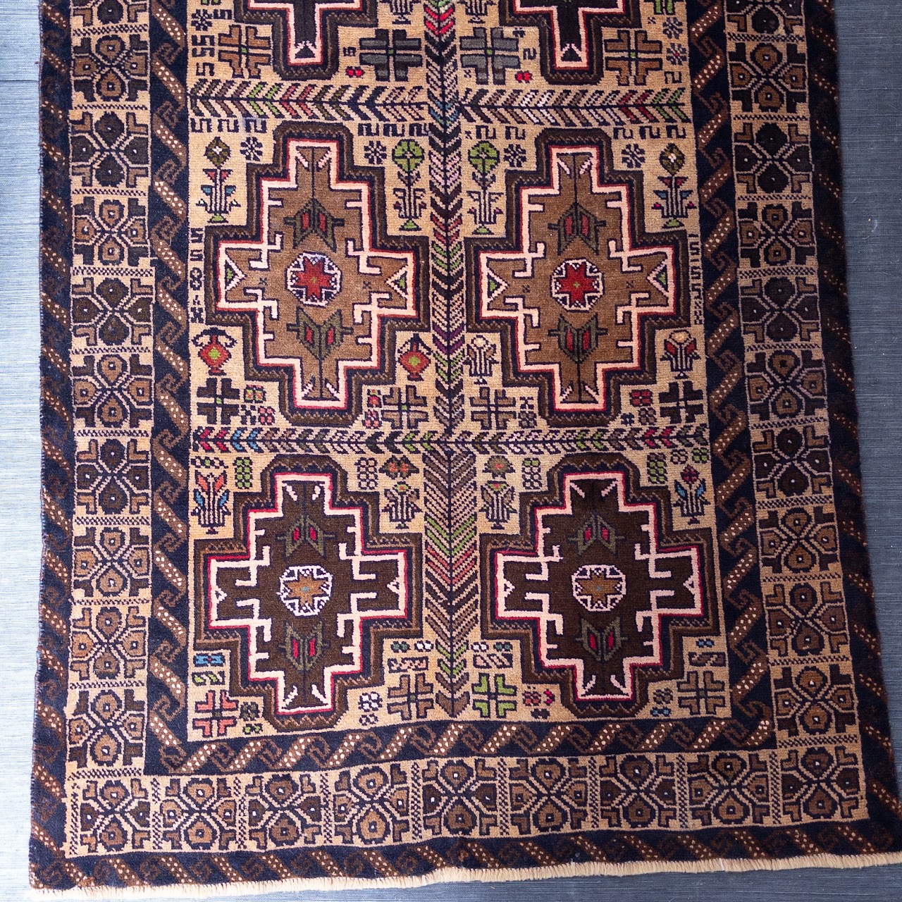 Vintage Wool Medallion Area Rug