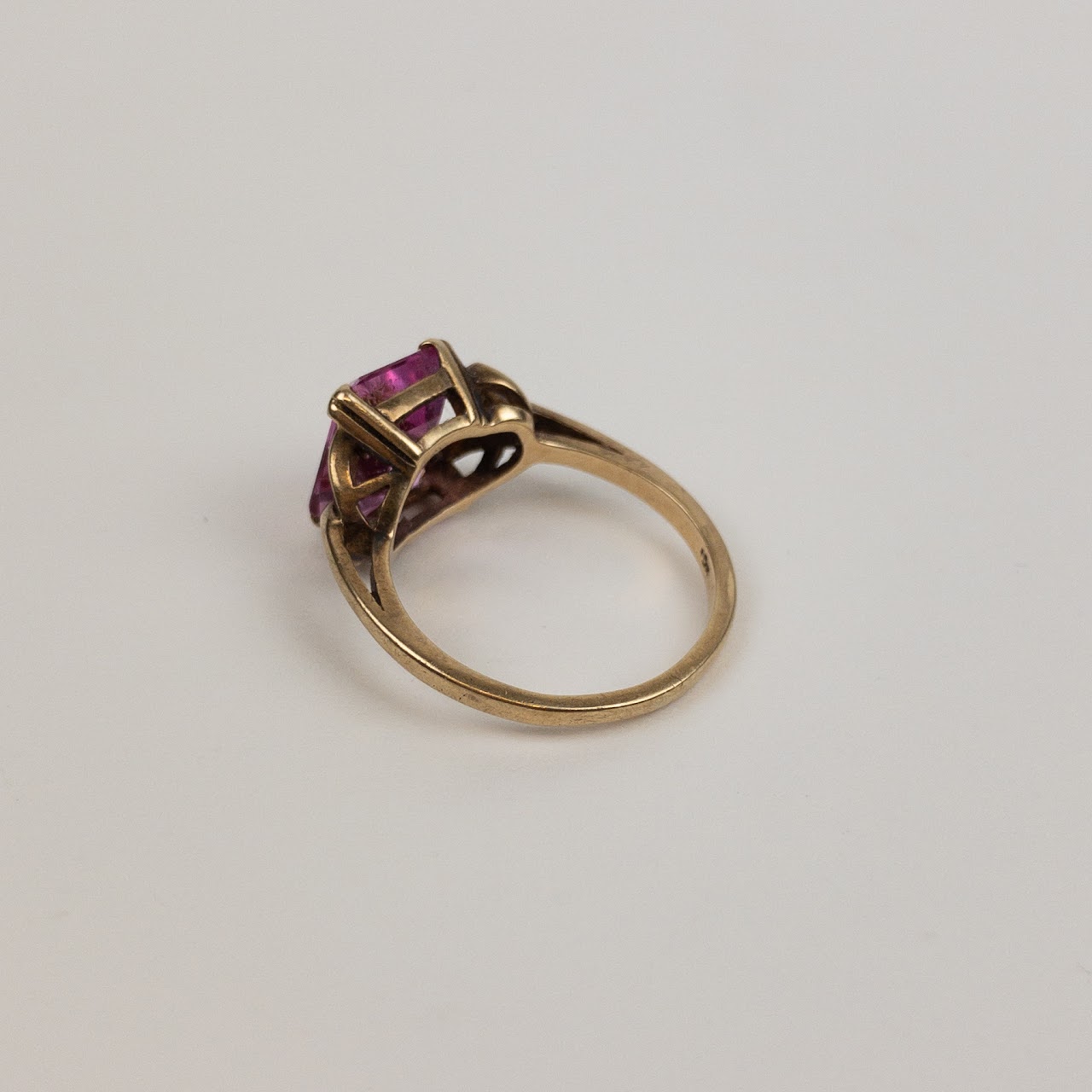 10K Gold & Pink Quartz Ring