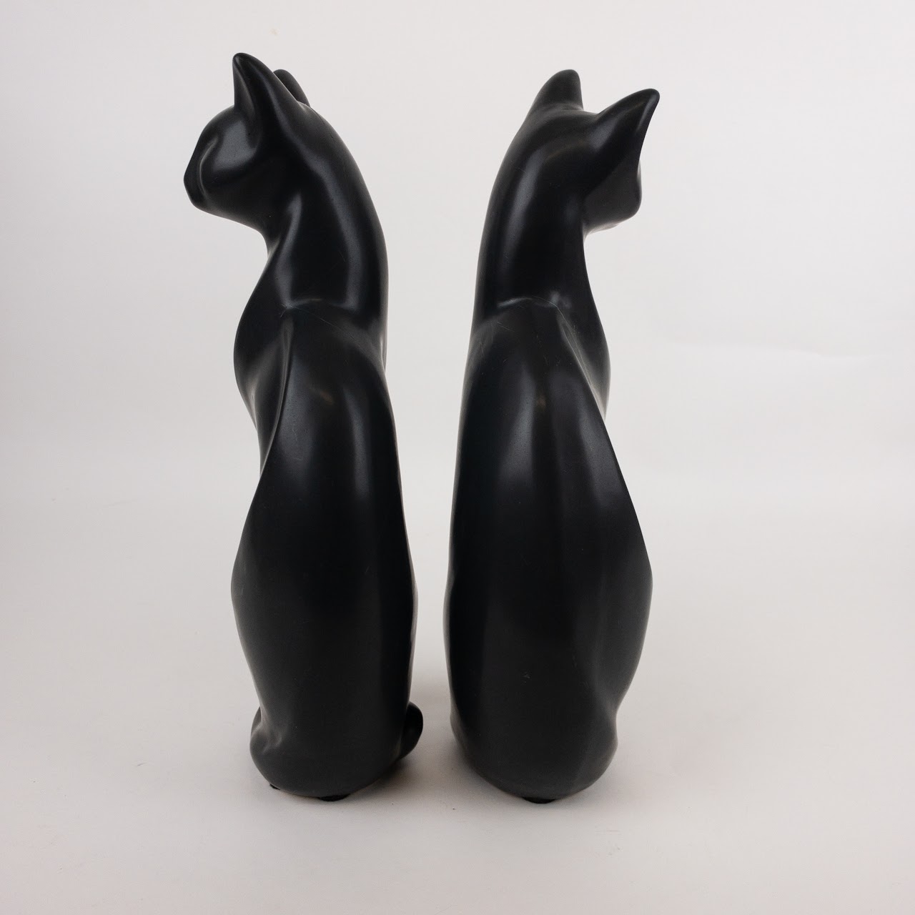 1980's Deco Ceramic Cat Statuette Pair