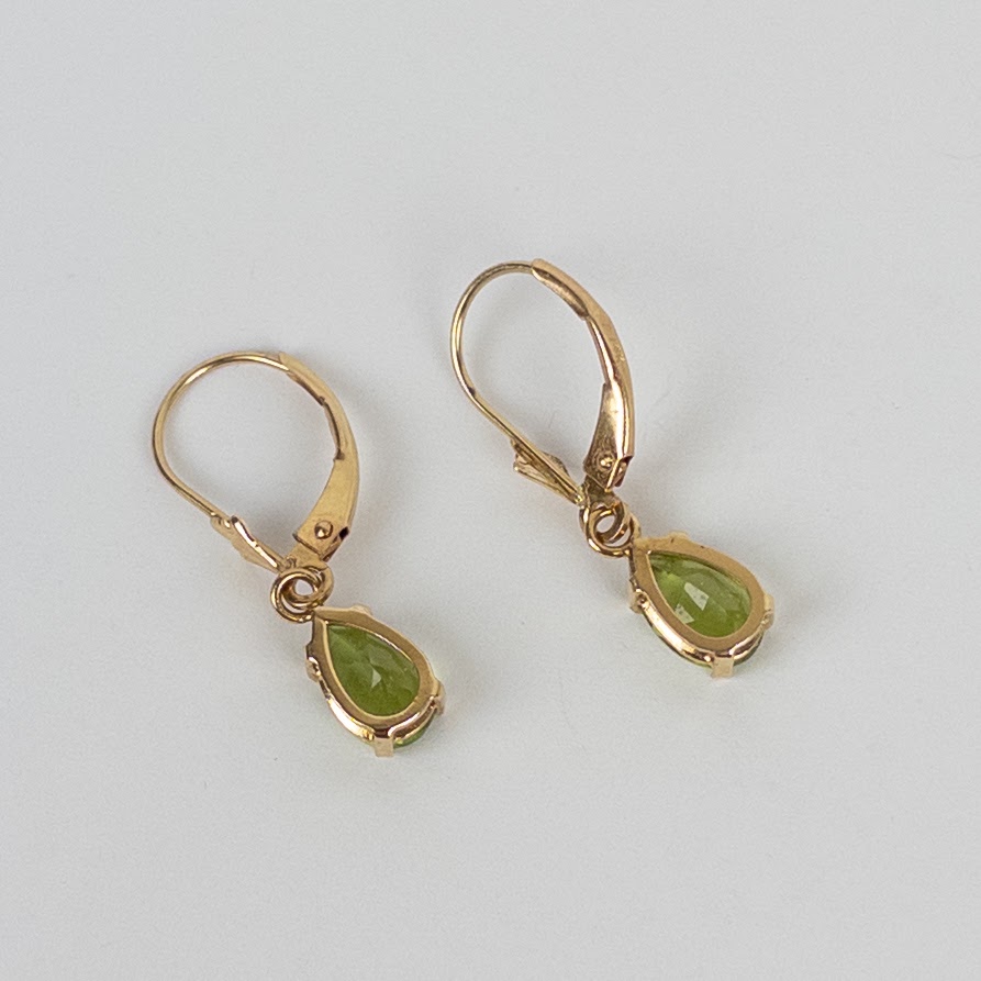 14K Gold Peridot Drop Earrings