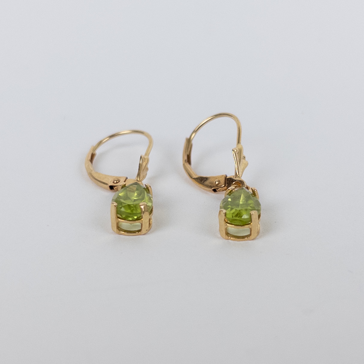 14K Gold Peridot Drop Earrings