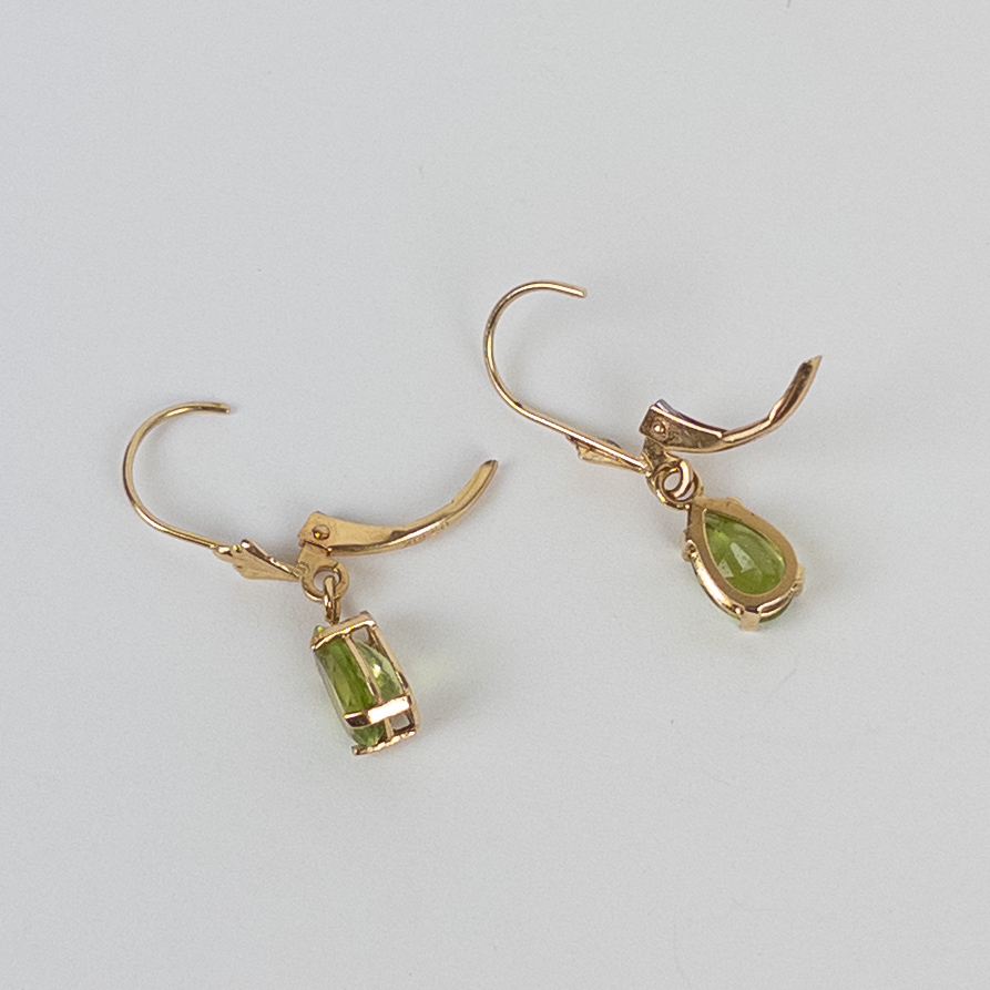 14K Gold Peridot Drop Earrings