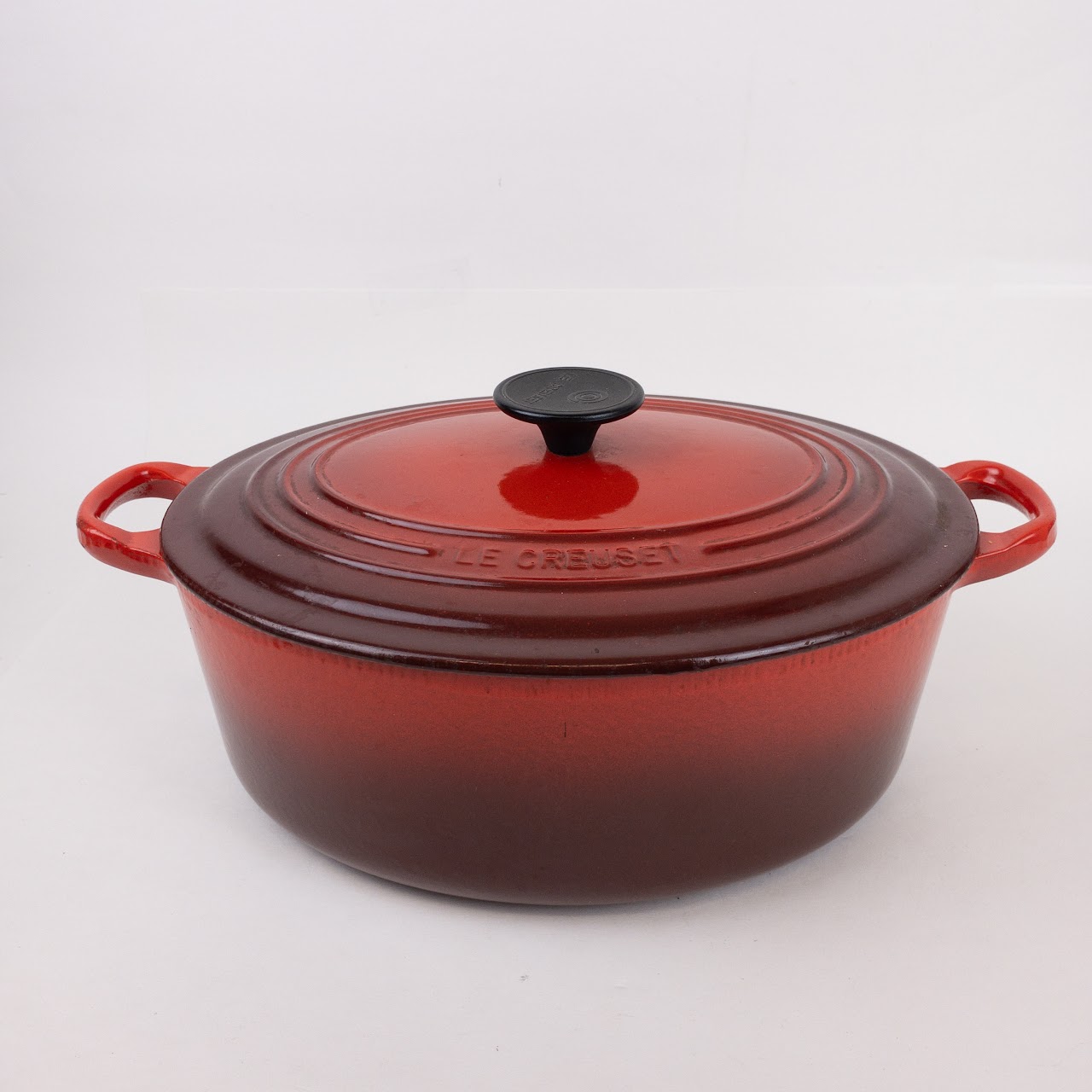 Le Creuset 5-Quart Oval Dutch Oven