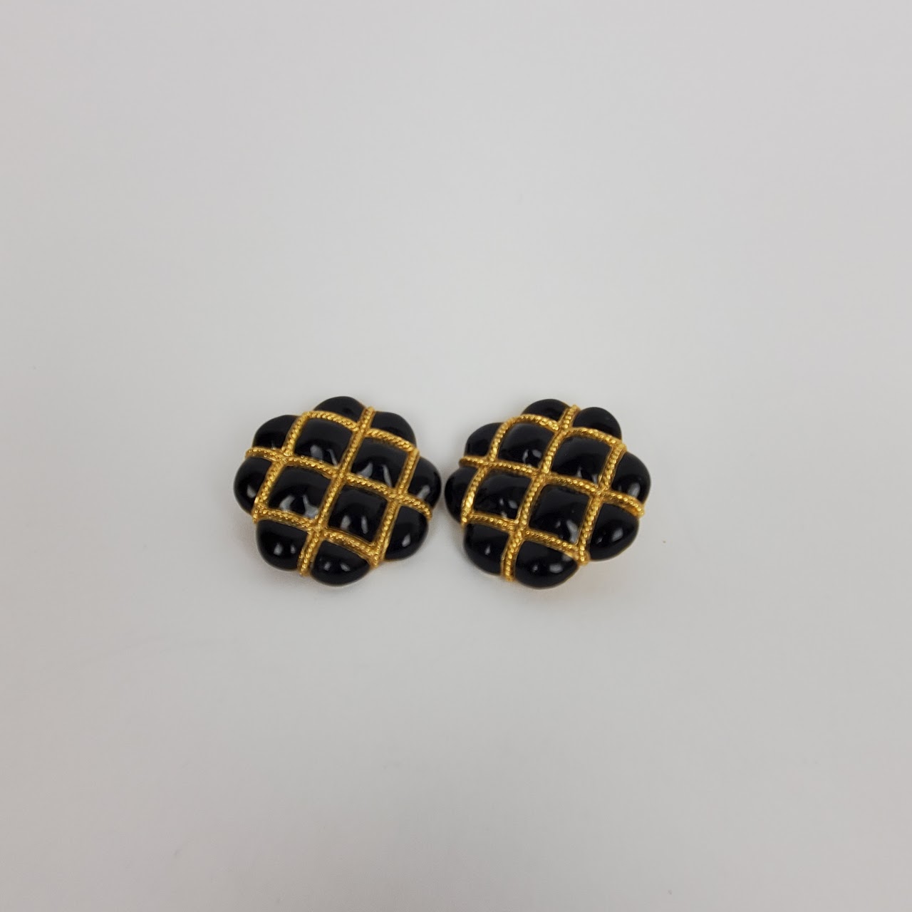 Craft Vintage 'Quilted' Clip Earrings